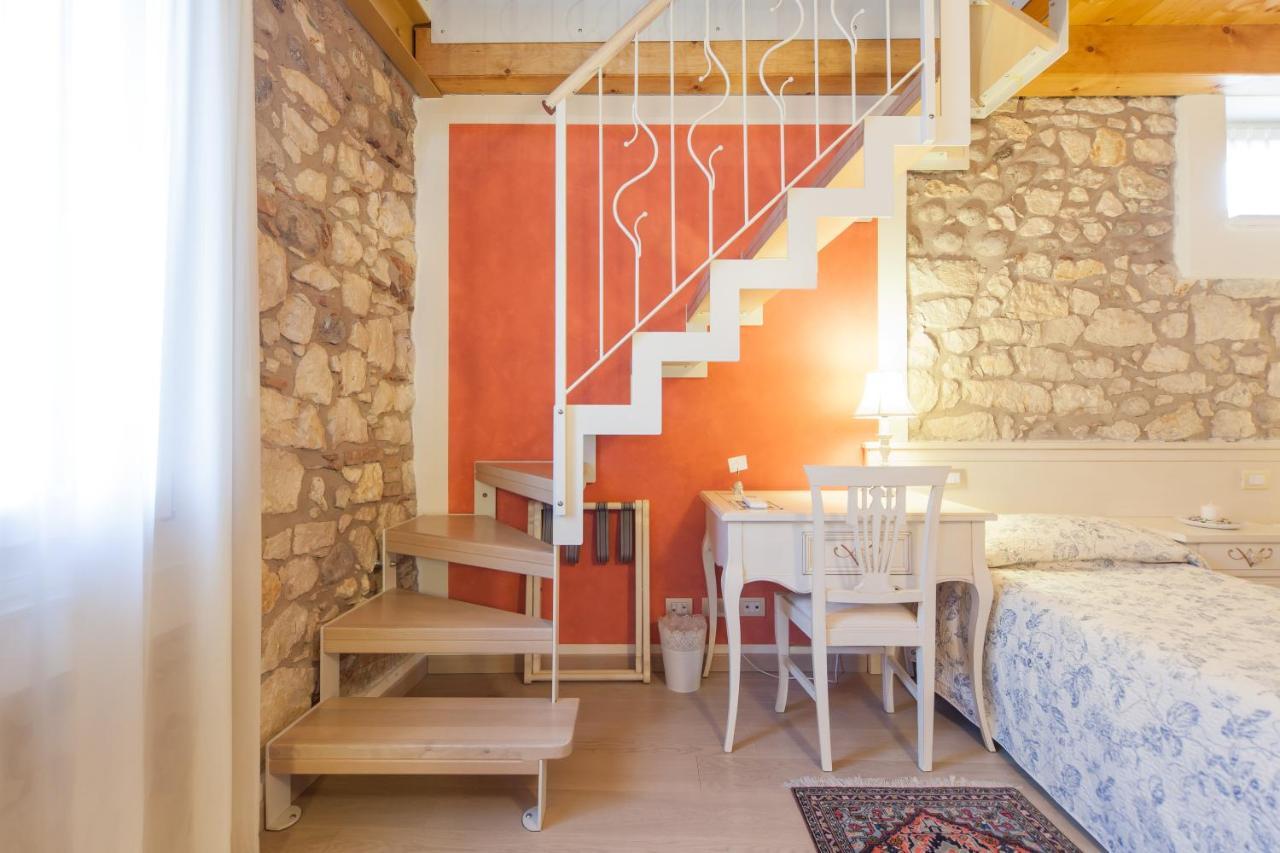 Talamo Rooms 3*